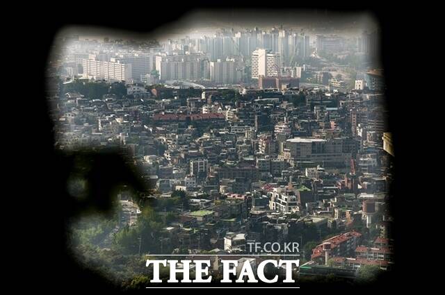 서울시가 노후 저층주택의 주거환경 개선을 위해 추진 중인 2025년 안심집수리 융자 지원의 추가 참여자 모집에 나선다. /뉴시스