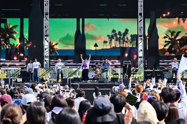 13일과 14일 인천 파라다이스시티 일대에서는 사운드플래닛 페스티벌2025가 열렸다. 밴드 엑스디너리 히어로즈는 이틀 연속 참석해 열정적인 무대를 펼쳤다./롤링홀