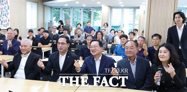 곰두리자원봉사연합 창립 20주년 기념식이 13일 청춘다락에서 개최됐다./대전시