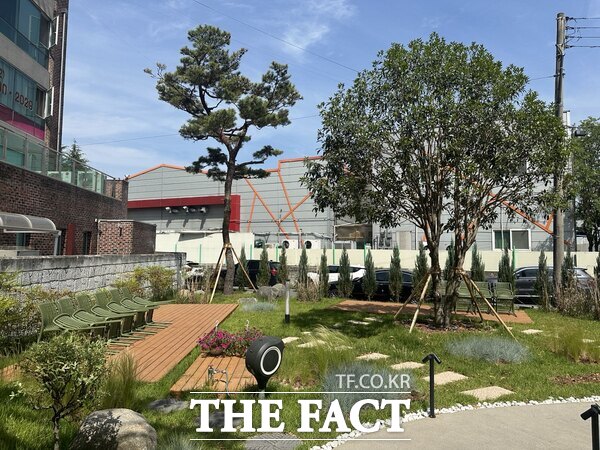 제12호 대전시 민간정원으로 지정된 모루정원./대전시