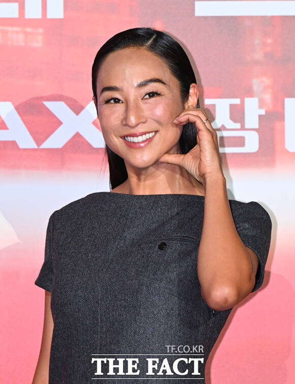 배우 그레타 리가 15일 서울 용산구 CGV 용산아이파크몰에서 열린 영화 트론: 아레스 내한 기자간담회에 참석해 포즈를 취하고 있다. /이새롬 기자