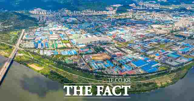 구미국가산업단지 전경. /구미시