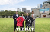  축구 경기엔 역시 '국가대표 맥주 카스와 함께' [포토]