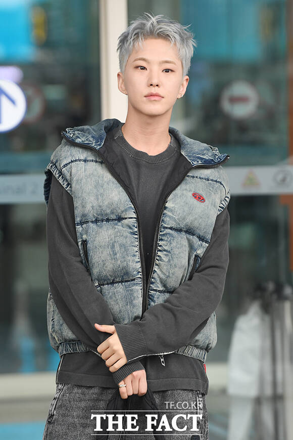 그룹 세븐틴의 멤버 호시가 16일 육군 훈련소에 입소한다. 세븐틴에서 군에 입대한 것은 호시가 네 번째다./장윤석 기자