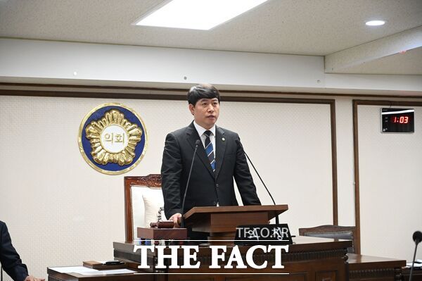 대전 중구의회가 16일 제269회 임시회를 개회하고 26일까지 11일간의 의정 활동에 돌입했다. 오은규 중구의회 의장이 개회사를 하고 있다./대전 중구의회