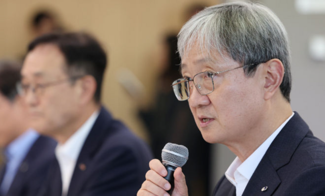 이찬진 금융감독원장이 여신전문금융회사를 향해 내부통제 강화와 사이버 침해 사고 예방을 당부했다. /뉴시스