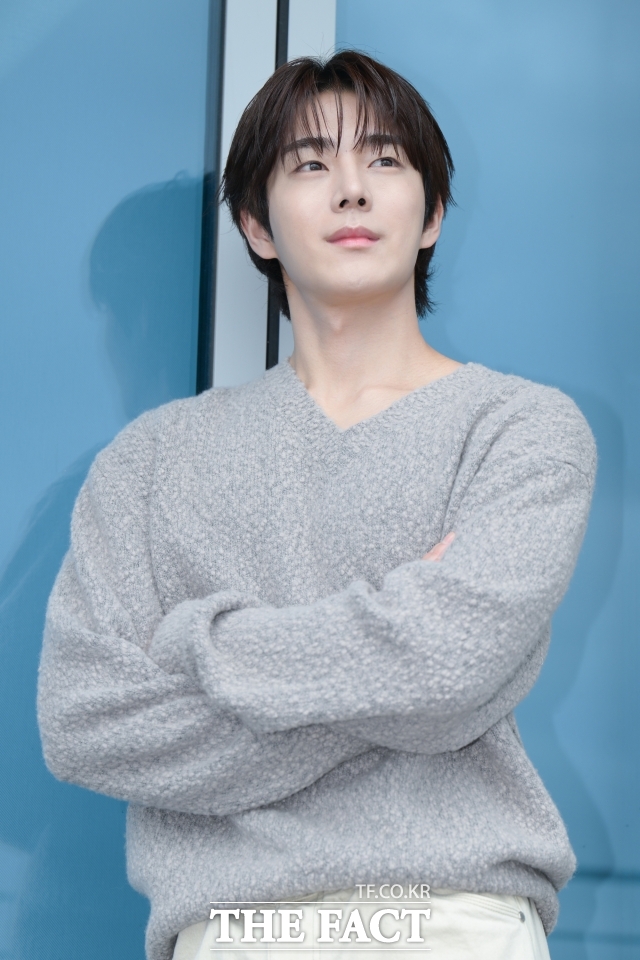 배우 유정후가 어떤 옷을 입더라도 잘 어울리는, 매 작품 다른 얼굴을 보여주는 배우가 되고 싶다고 각오를 다졌다. /장윤석 기자