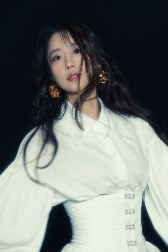 가수 양파가 27년 만에 전국투어 콘서트를 개최한다. /컨셉케이컴퍼니