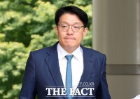  구속 기로 놓인 김상민 전 검사 '굳은 표정' [포토]