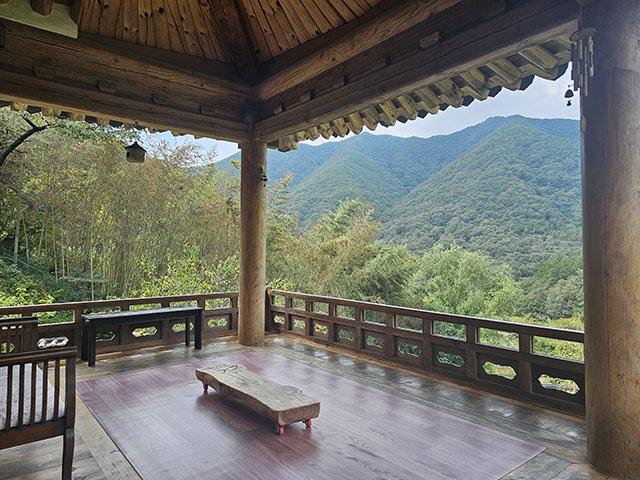 오성한옥마을의 한 한옥스테이 대청마루./전북=박은평 기자