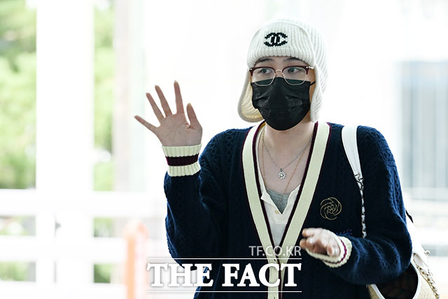 지드래곤 패셔니스타의 출국길