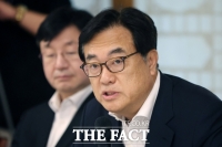  내란특검, 정진석 첫 조사…대통령실 PC 폐기 등 의혹
