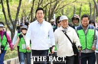  서울광장서 만난 희망의 빛…서울시 '치매극복의 날' 기념식