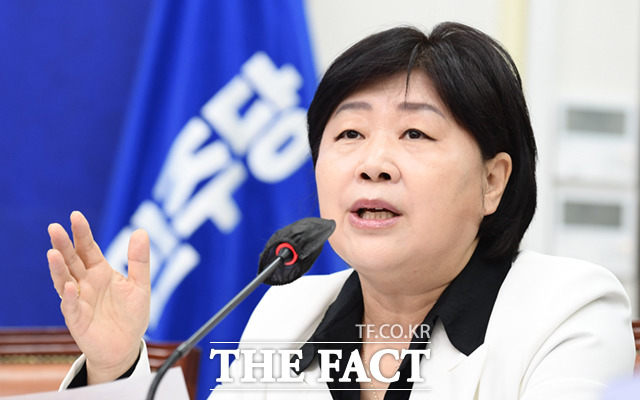 친여 성형 유튜브 채널에 이어 서영교 더불어민주당 의원이 제기한 조희대 대법원장과 한덕수 전 국무총리 회동 의혹이 구체적 증거나 근거 부족으로 힘을 잃고 있다. /이새롬 기자