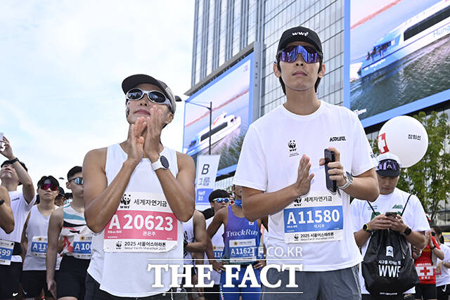 마라톤 감독 권은주(왼쪽)와 배우 이시우.