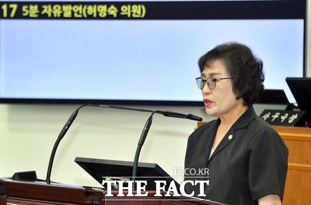 5분 자유발언을 하고 있는 허명숙 의원. /논산시의회