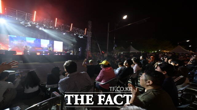 2025 논산시 청청 페스티벌 야간 주무대 전경. /논산시