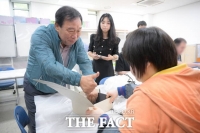  최민호 세종시장, 추석 앞두고 취약계층·복지시설 방문