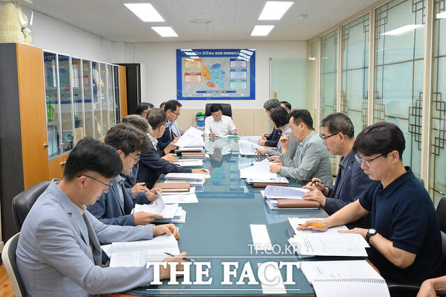 여수시가 지난 15일부터 23일까지 2026년도 주요업무계획 보고회를 열고 민선 8기 4년 차 시정 운영 방향과 핵심 과제를 점검하고 있다./여수시