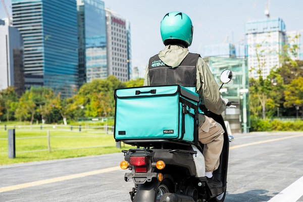 우아한청년들이 KB손해보험과 함께 고보장 시간제보험을 오는 11월 1일 출시한다. /우아한청년들