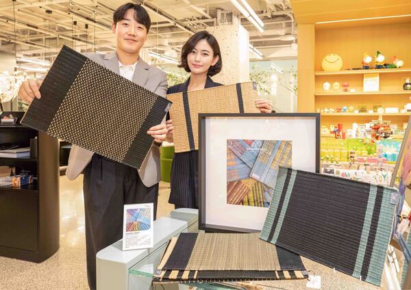 현대백화점이 태국 시암피왓그룹과 태국 현지에서 인기 있는 뷰티 및 라이프스타일 브랜드를 국내에 선보인다.  /현대백화점