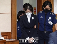  '4398번' 김건희 첫 공판 40분 만에 종료…혐의 전면 부인