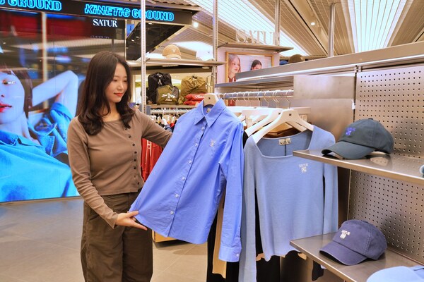 롯데백화점 가을 정기 세일에 400여개 브랜드가 참여해 가을·겨울 시즌 신상품을 최대 50% 저렴하게 판매한다. /롯데백화점