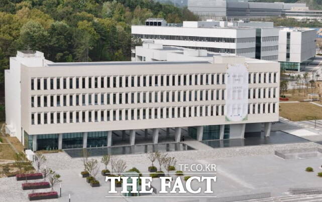 학술문화지원센터. /행복청