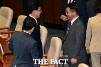  대화하는 송언석·윤호중 [포토]