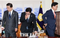  정부조직법 상정 앞두고 만난 여야 원내대표 [TF사진관]