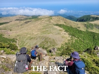  제주 역대 가장 늦은 폭염주의보…당분간 '체감 31도' 무더위