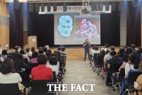  평택시, '2025 평택시민행복 명사특강' 올해 일정 마무리