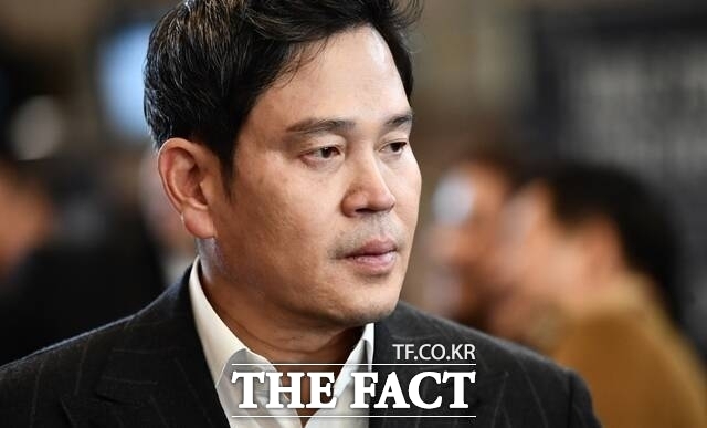 신세계그룹이 26일 2026년도 정기 임원 인사를 단행했다. 사진은 정용진 신세계그룹 회장. /더팩트 DB