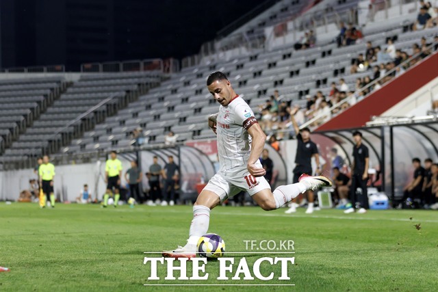 입단 2년 만에 팀 레전드로 우뚝 선 부천의 바사니./K리그