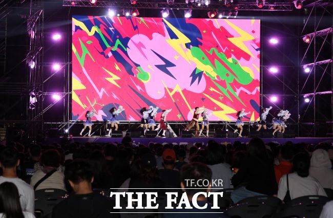 3개 대학 치어리딩 연합공연 모습 /안양시