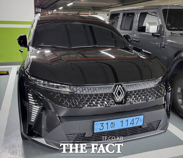 르노의 전기차 세닉과 함께 600km 이상을 달리며 그랑 콜레오스에 이어 르노의 성장세를 이어갈 수 있을지 여부를 확인해 봤다. /서울 마포=오승혁 기자