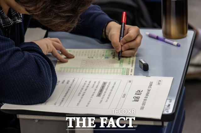 한국교육과정평가원(평가원)은 29일 9월 모평 결과를 발표했다. 사진은 서울의 한 고등학교. /더팩트 DB