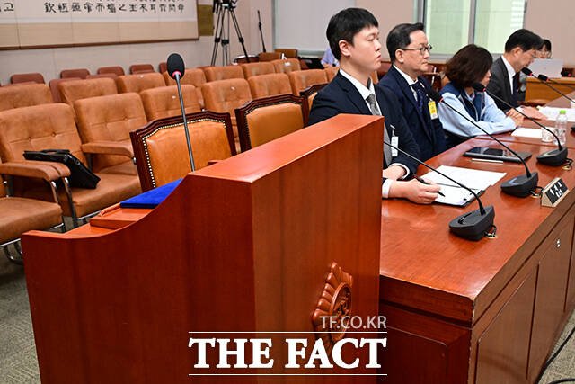 한덕수 전 국무총리와 지귀연 서울중앙지법 판사, 천대엽 법원행정처장, 오민석 서울중앙지방법원장 또한 참석하지 않았다.