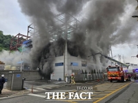  천안 풍세산단 제조공장 화재…인명피해 없어