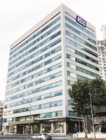  태광산업 이어 KCC까지…자사주 EB 발행 '백기'