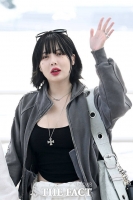  현아 '블링블링, 화려한 출국' [포토]