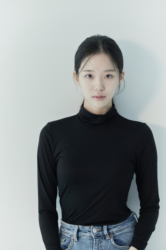 배우 이소이가 넷플릭스 오리지널 시리즈 애마에서 열연하며 신스틸러라는 수식어를 얻었다. /사람엔터테인먼트