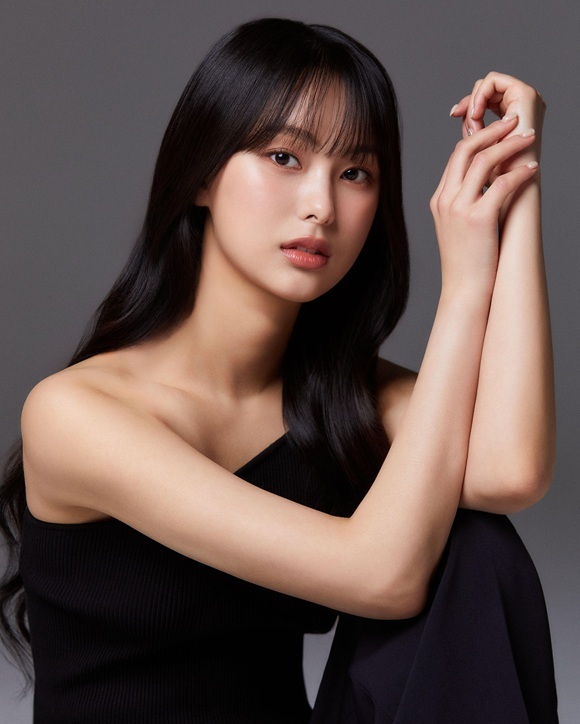 배우 문승유가 오는 10일 첫 방송하는 SBS 새 금토드라마 우주메리미에 김진화 역으로 출연한다. /큐브엔터테인먼트