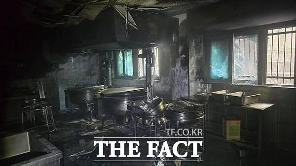 화재가 발생한 도마중학교 급식실 내부 모습. /대전소방본부