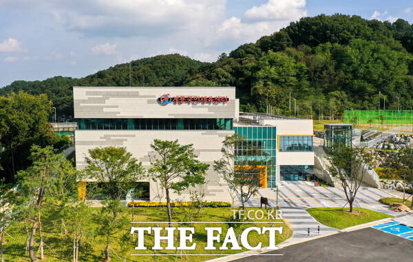 계룡국민체육센터 전경. /계룡시