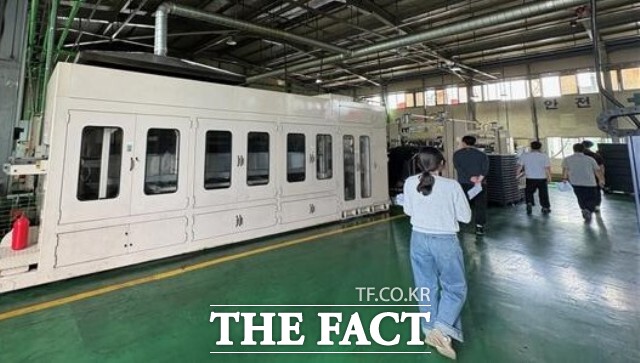 정읍시는 산단 내 화학물질 관리 실태 전반을 살피고 위반사항에 대해 엄중히 조치할 방침이다. /정읍시