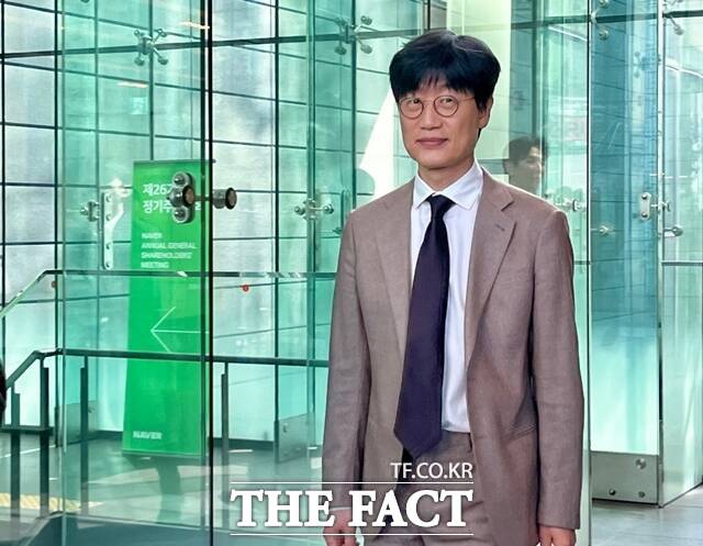 네이버 창업주 이해진 의장은 여러 차례 자녀 승계 계획이 없다고 밝히며, 경영권을 가족에게 물려주지 않겠다는 입장을 분명히 해왔다. /더팩트 DB