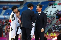  경영 구상에 사업장 점검, APEC 준비…재계 총수 올 추석도 바쁘다