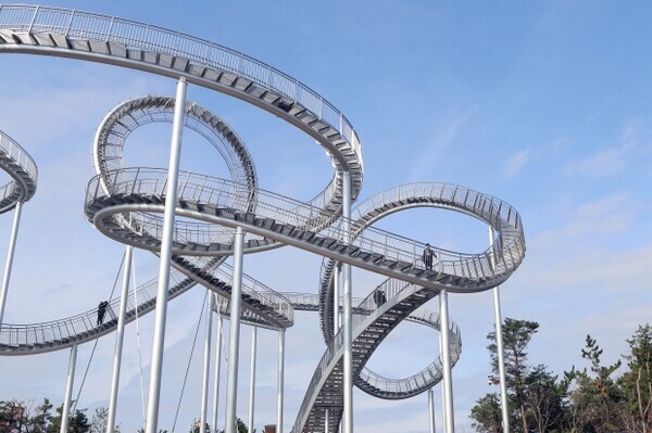 포항 관광 명소인 스페이스 워크. /포항시