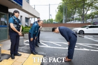  이재준 수원시장, 추석 연휴 근무 소방관·경찰·공무원 격려